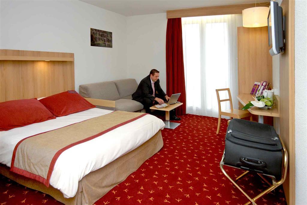 Mercure Abbeville Centre - Porte De La Baie De Somme Exteriör bild
