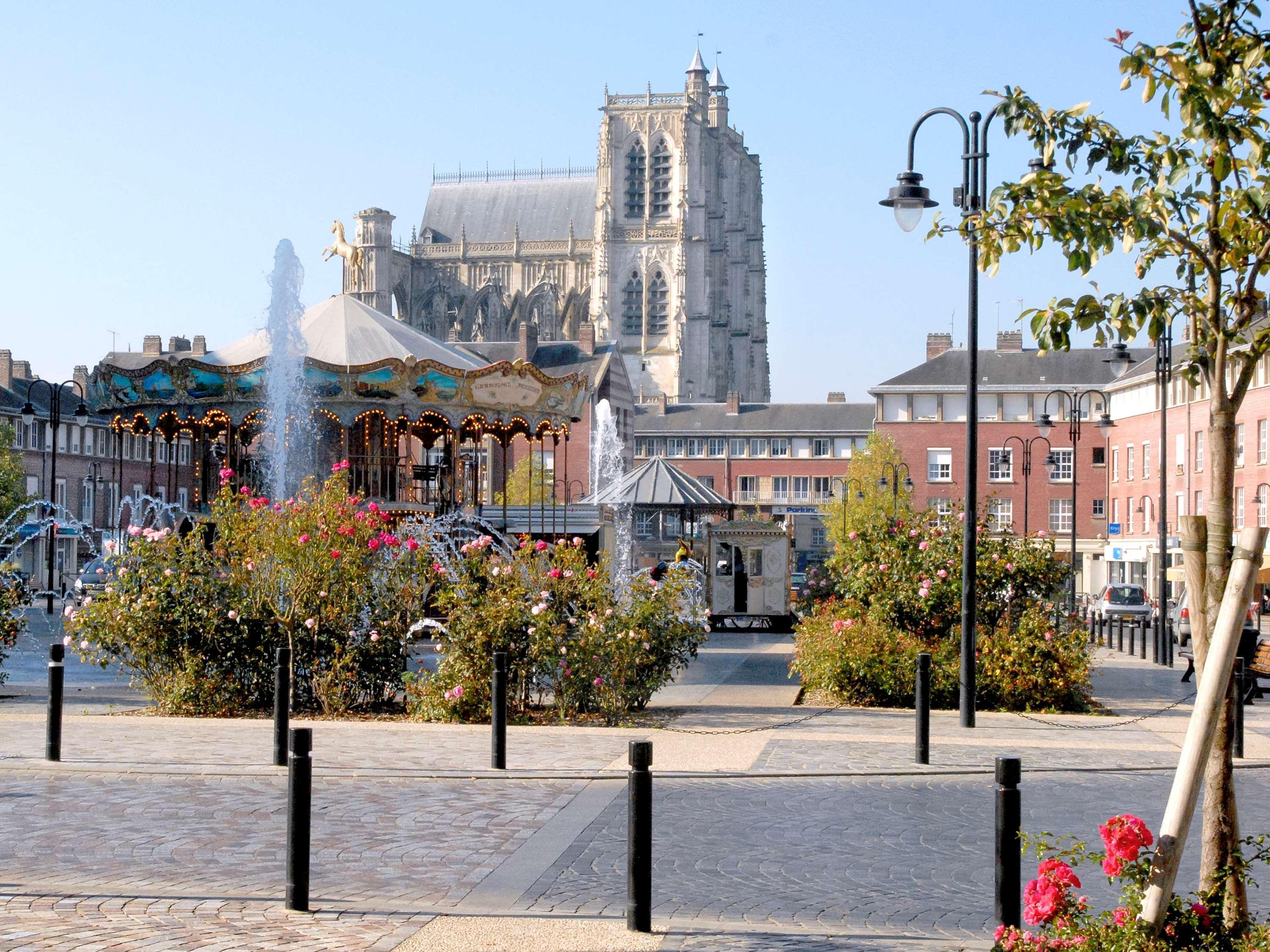 Mercure Abbeville Centre - Porte De La Baie De Somme Exteriör bild