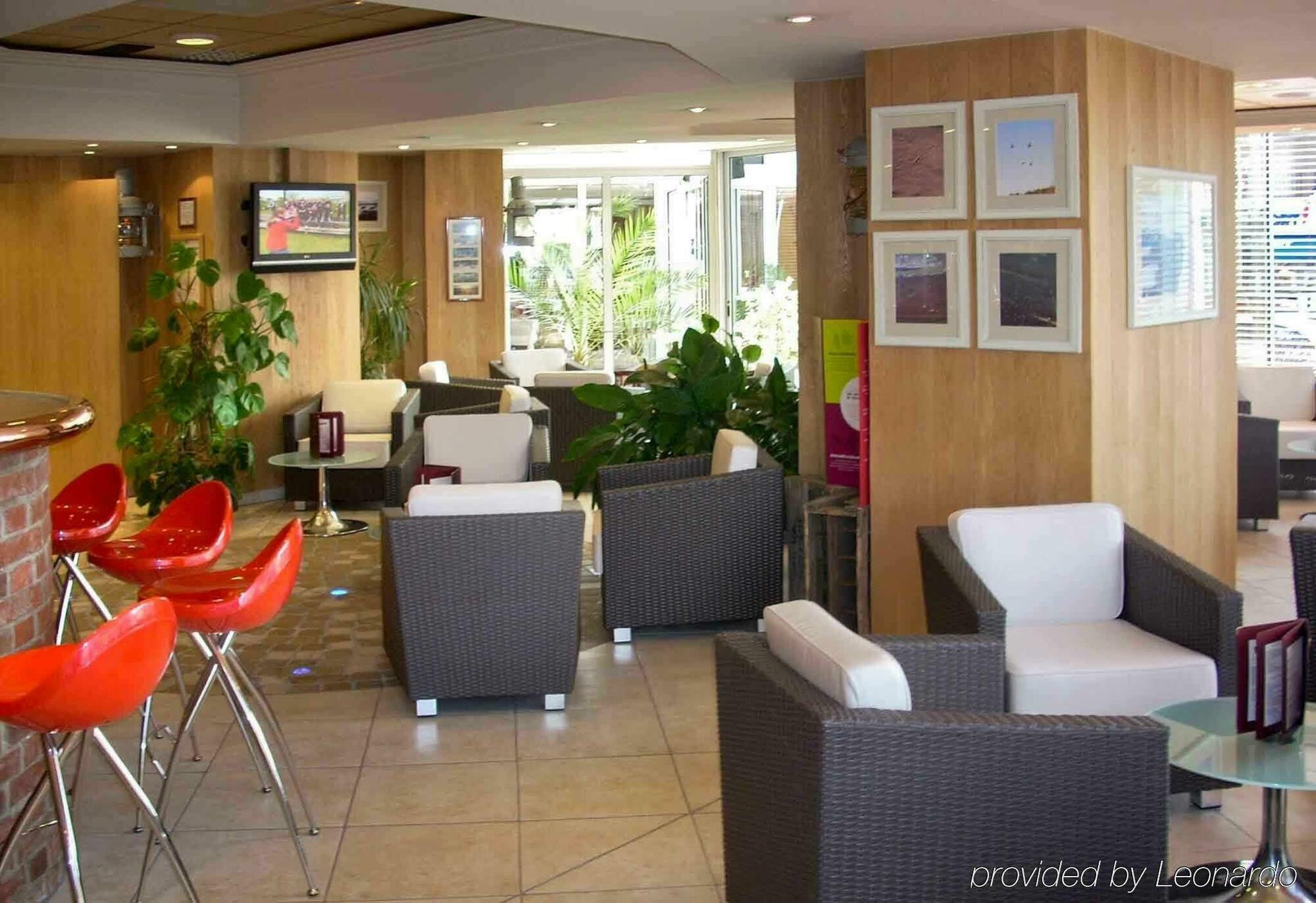 Mercure Abbeville Centre - Porte De La Baie De Somme Exteriör bild